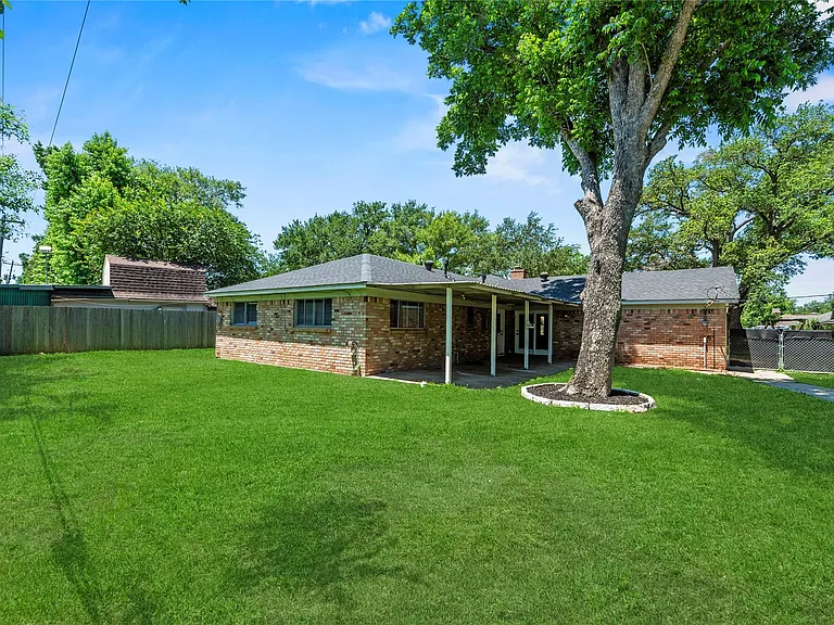 4014 Mona Lee Ln — Photo 26