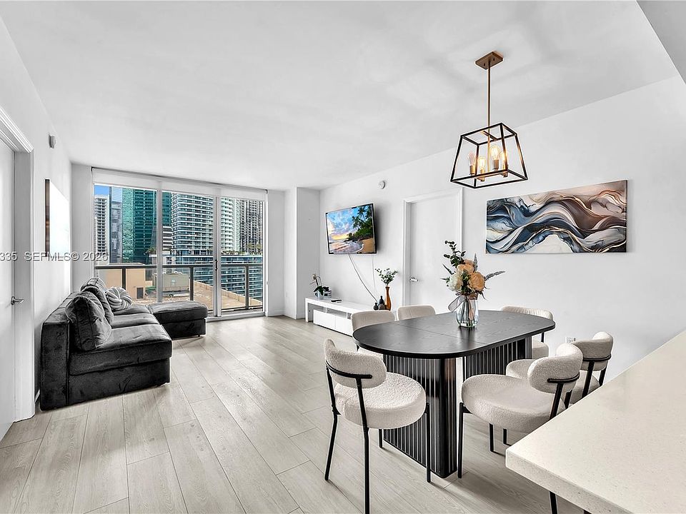 1st image of 500 Brickell Ave APT 1605