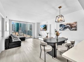 500 Brickell Ave