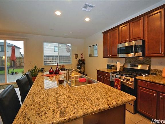 5th image of 7442 Thorndale Way