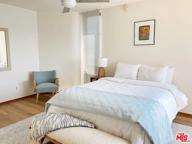 24150 Malibu Rd — Photo 33