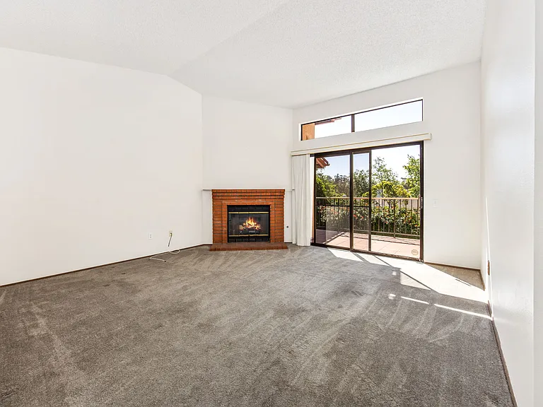 2851 Andover Ave — Photo 7