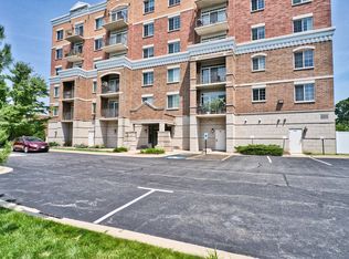 238 E Irving Park Rd UNIT 604, Wood Dale, IL 60191