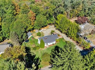 2132 Gerard Ct, Yorktown Heights, NY 10598