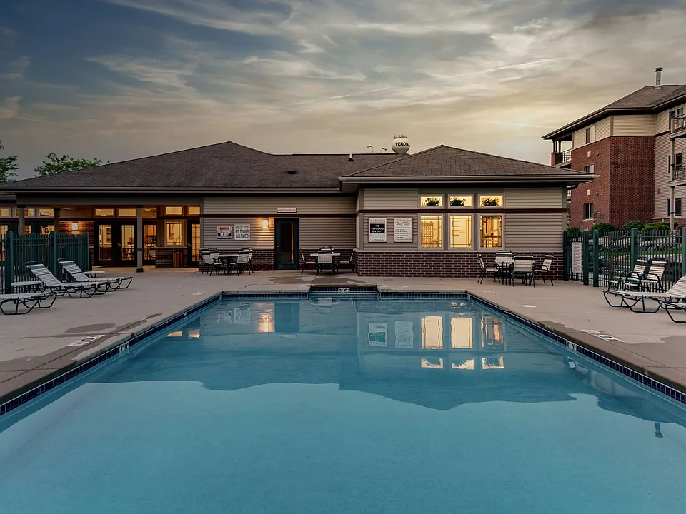 Prairie Crest Apartments