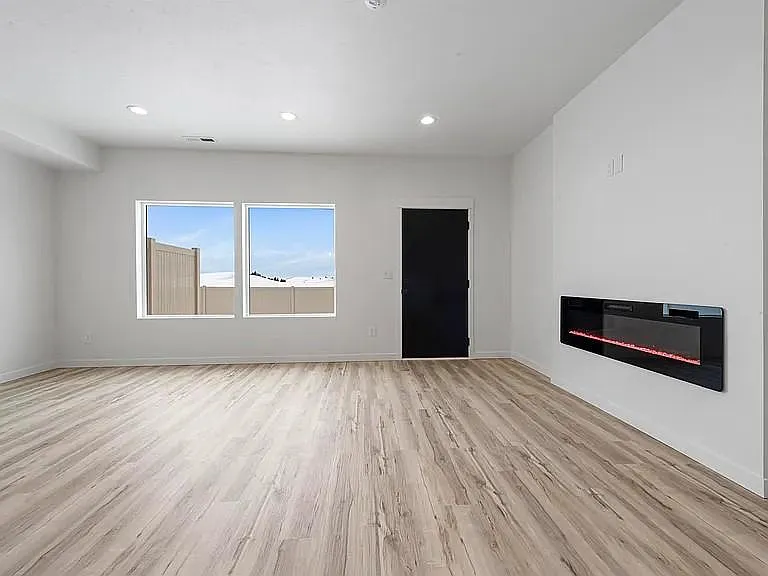 1130 Greenfield Dr #1130 — Photo 5