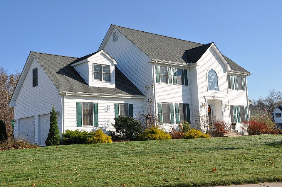 1st image of 41 Castlewood Dr