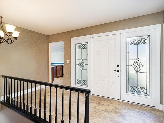 3rd image of 2903 Stanford Dr