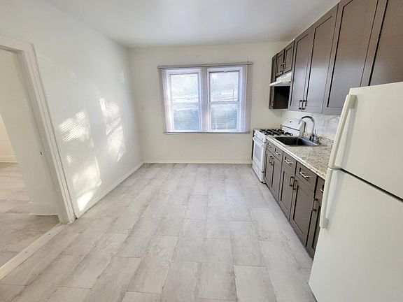 4th image of 147-42 109th Ave #1R
