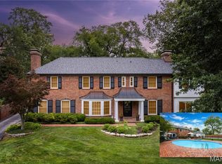 39 Willow Hill Rd, Saint Louis, MO 63124