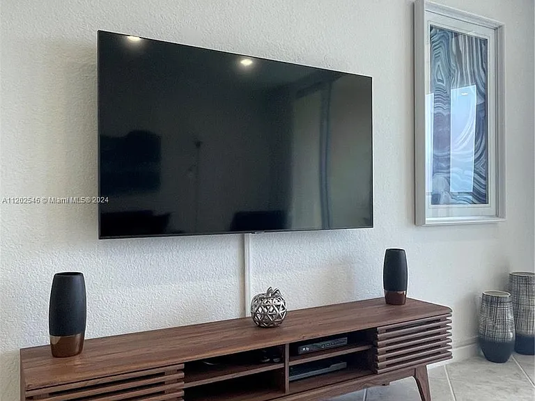 2501 S Ocean Dr #Penthouse 28 — Photo 66