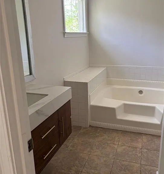 1070 Meadowsong Cir — Photo 10