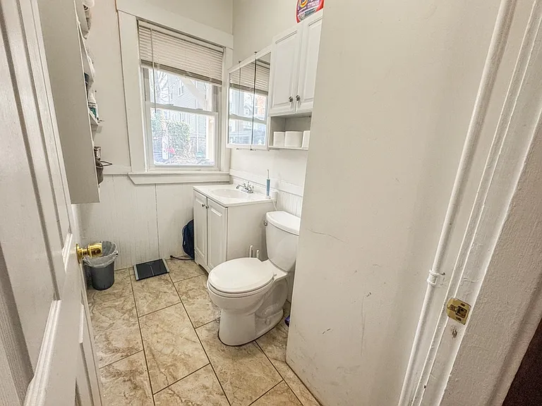70 Line St #1 — Photo 15