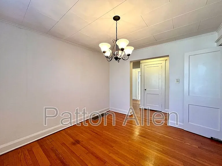 83 Edgemont Rd #1 — Photo 6