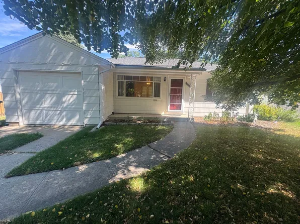 2850 S Cook St, Denver, CO 80210