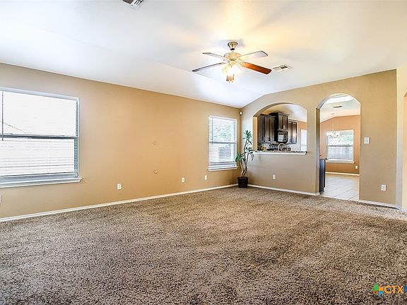4th image of 5201 Mohawk Dr