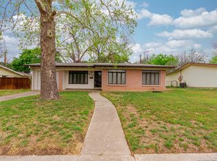 643 Freiling, San Antonio, TX 78213