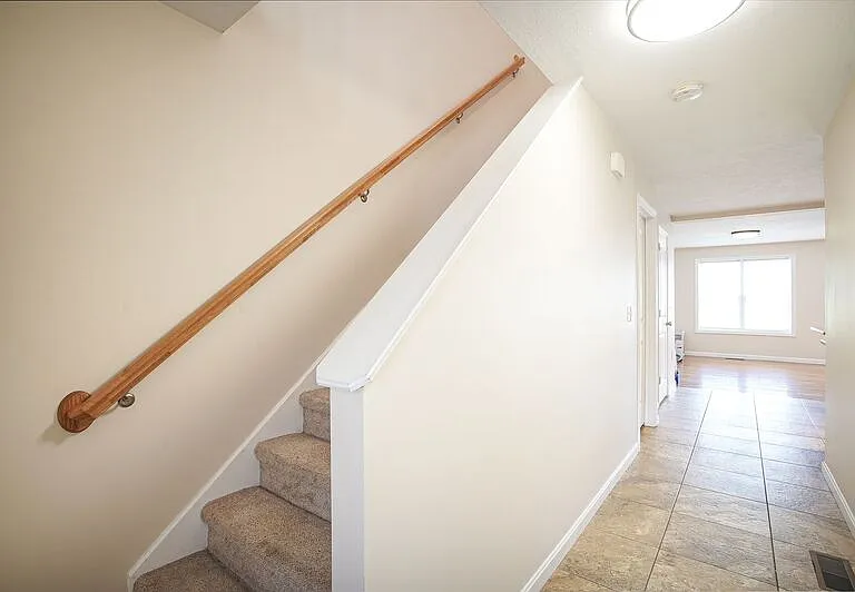 3 Grant St — Photo 2