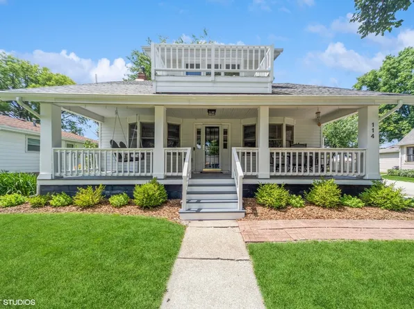 114 SW Pleasant St, Ankeny, IA 50023