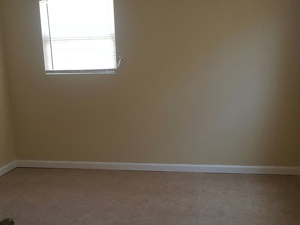 2nd image of 2711 Leafdale Ave