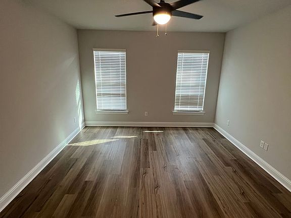 5th image of 17 Venecia Ct