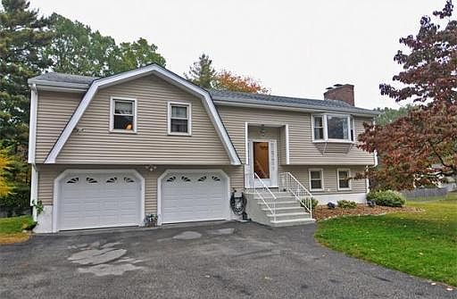 2nd image of 10 Treeland Dr