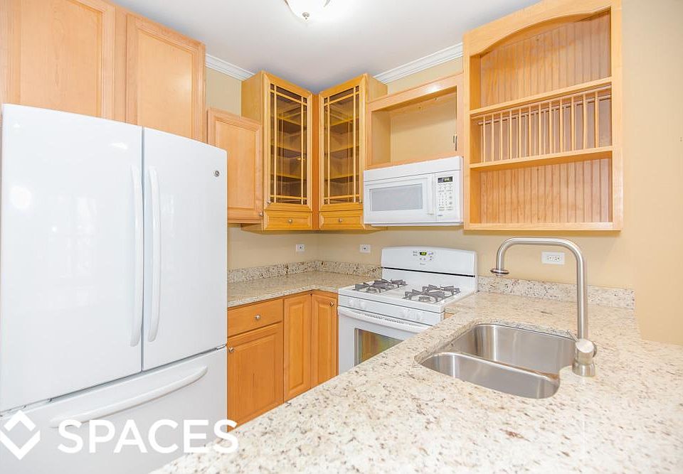 1st image of 2724 W Lunt Ave #Ones