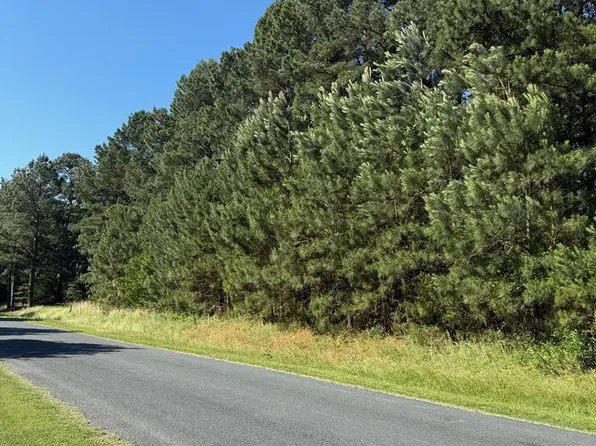 5 Harbour Ln #5, Eastville, VA 23347