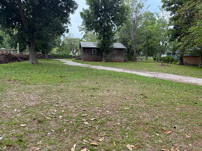 1495 Highway 57 S — Photo 3