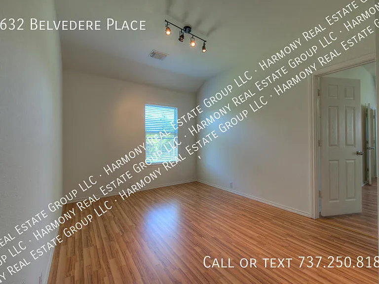 1632 Belvedere Pl — Photo 18
