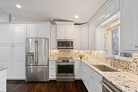 3711 Spicewood Dr — Photo 5