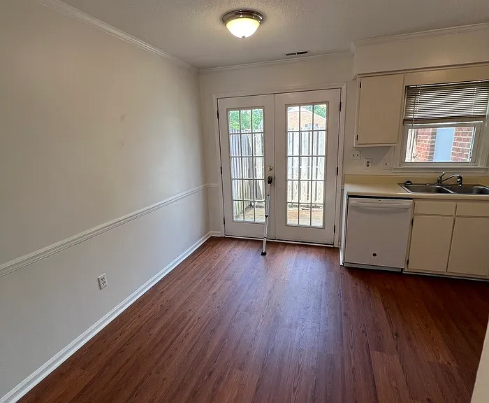 104 Dominion Ct — Photo 5