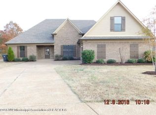 1586 McKenas Way Cv, Hernando, MS 38632