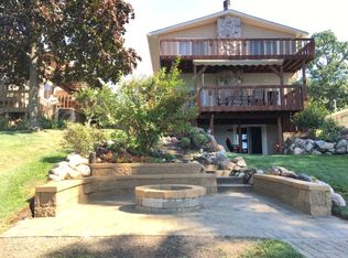 1747 Shankin St, Wolverine Lake, MI