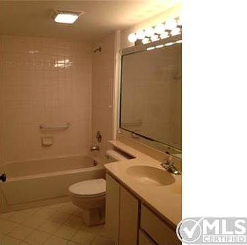5th image of 2741 Village Blvd #10-105