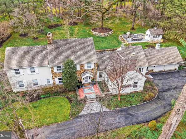 1431 Beaumont Dr, Gladwyne, PA 19035