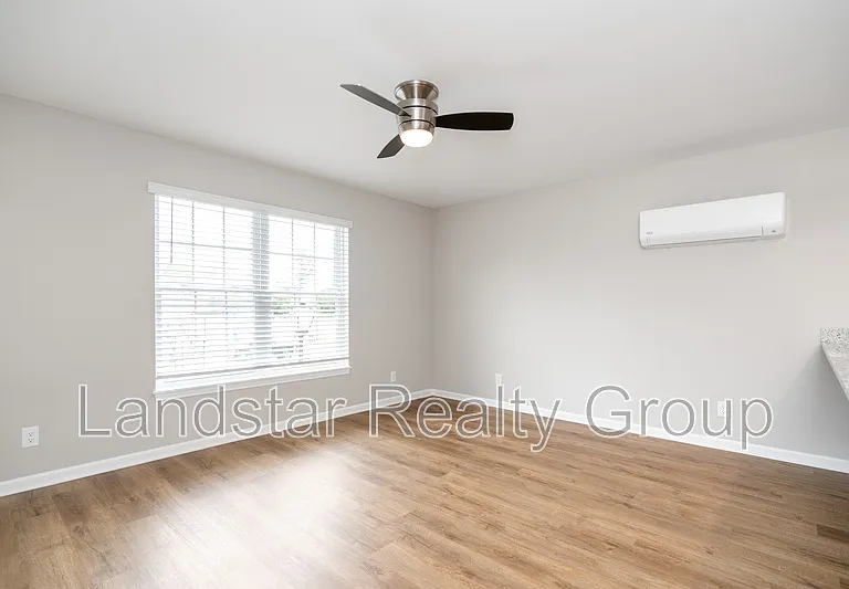 7310 Tiger Way #202 — Photo 9