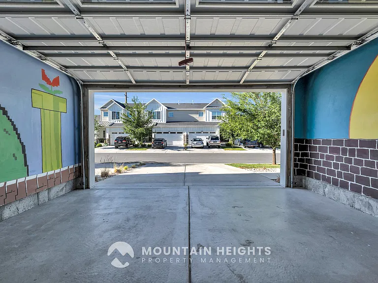 607 E Sawback Ln — Photo 28