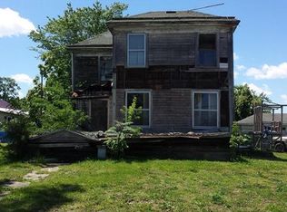203 S Seminary St, Paris, MO 65275