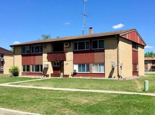 1828 14th St S, Fargo, ND 58103