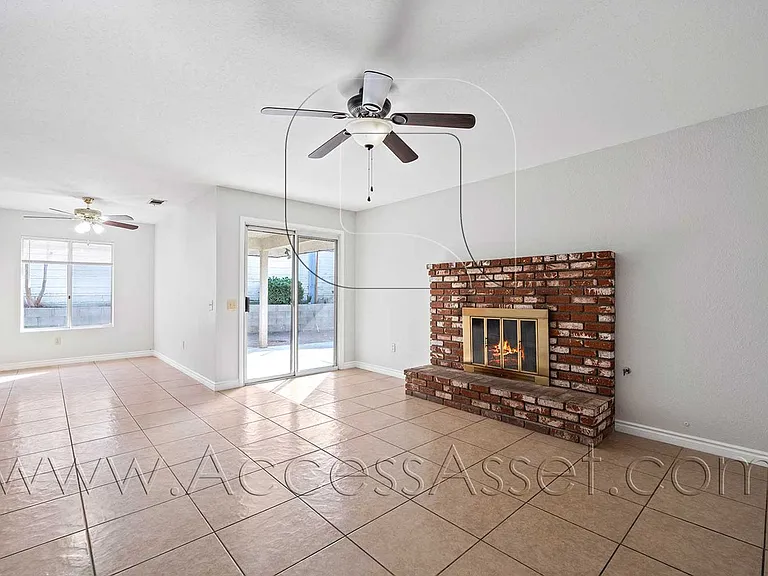 4473 Brighton Ct — Photo 6
