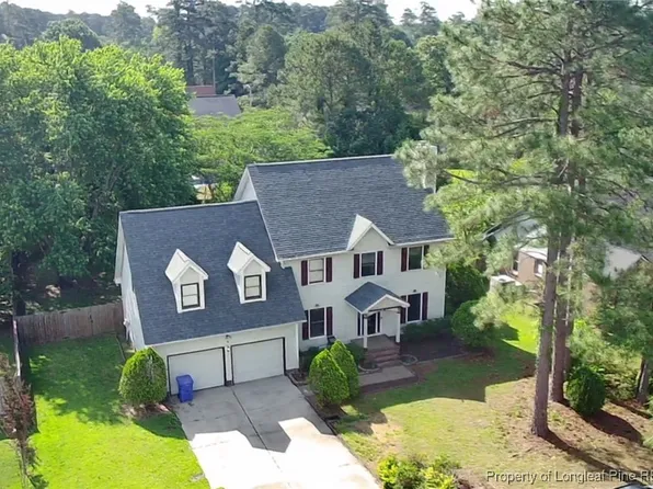 1959 Oakview Dr, Fayetteville, NC 28304