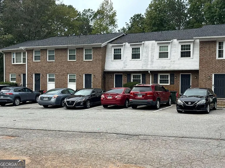 180 Chalfont Ln #6 — Photo 3