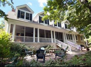 704 Chidester St, Glen Ellyn, IL 60137