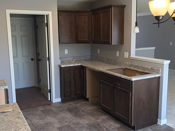 3rd image of 4331 W Ludwig Dr