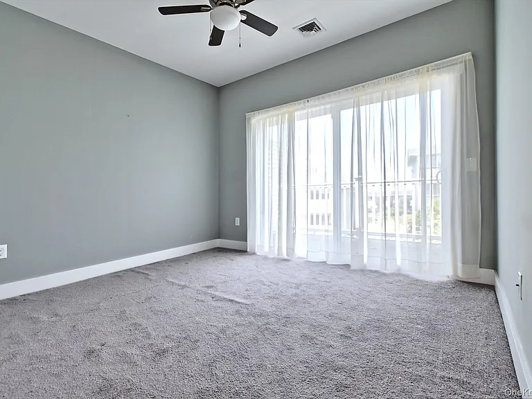 44 Fox Hill Dr — Photo 17