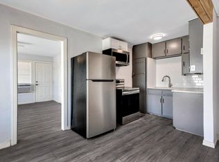 305 N Robinson St #D, Cleburne, TX 76031