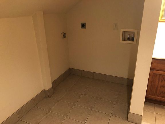 2nd image of 117 N 7th Ave