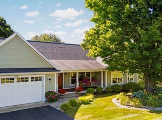 118 Farm Ln, Traverse City, MI 49696