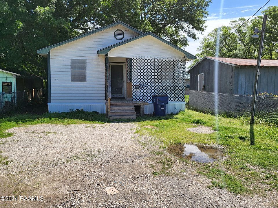 1st image of 1119 S Ave E